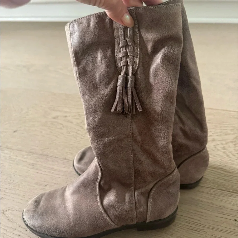 Harper Canyon girls tall brown boots size 12
